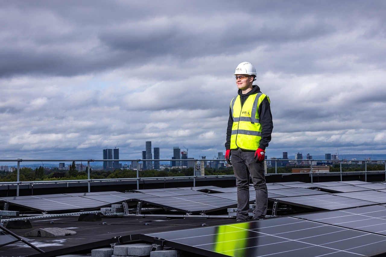 ISO 45001RNW — Occupational Health and Safety in Renewable Energy Projects