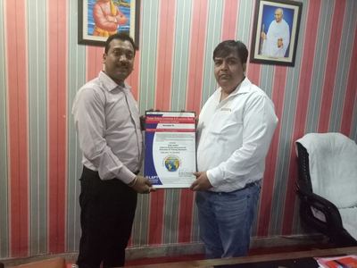 Certificates presented at a training group